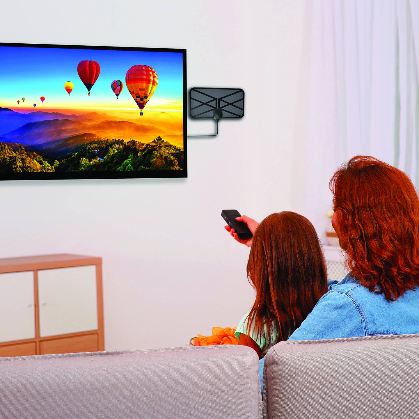 Digitalna TV antena za pametne televizore sa pojačivačem signala – podržava 4K i 1080p